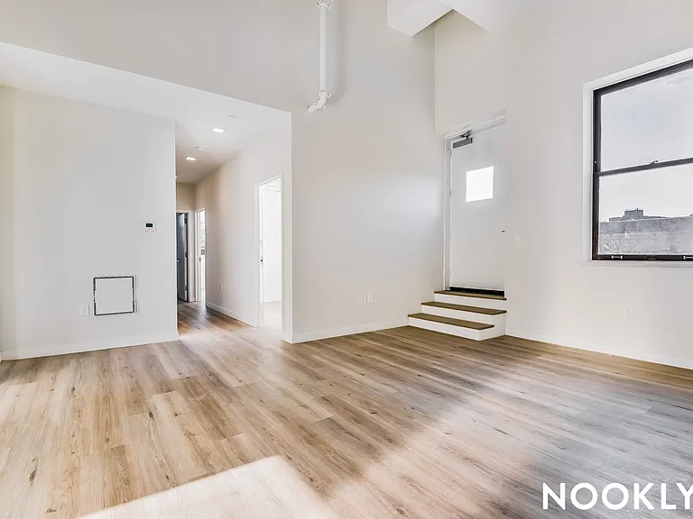 619 Throop Ave #3H — Photo 2
