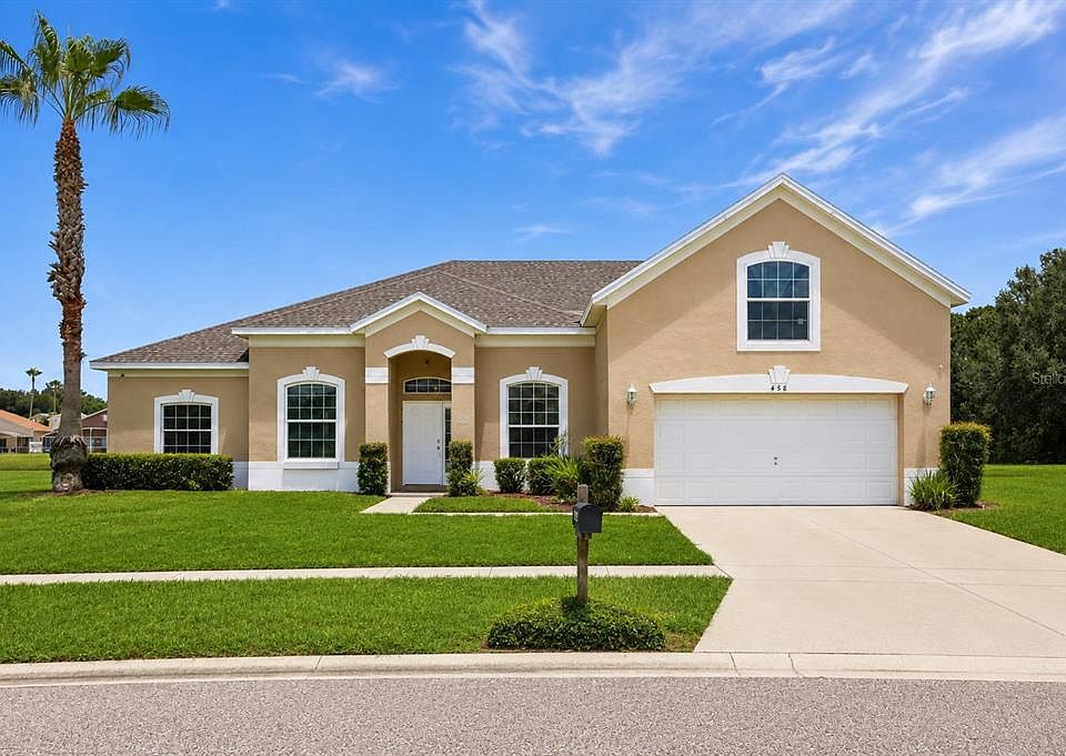 1st image of 458 Bloomingdale Dr