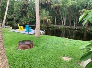 9889 W Halls River Rd, Homosassa, FL 34448