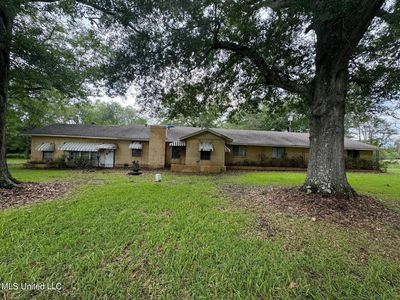 8811 Terry Rd, Terry, MS, 39170