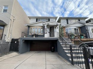 100 Hancock Ave, Jersey City, NJ 07307