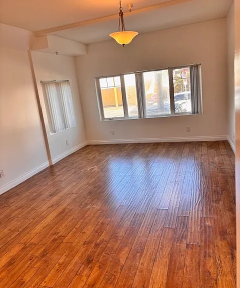 5724 Camerford Ave #1 — Photo 3