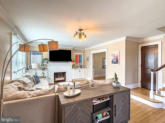 4th image of 1411 Garfield Ave