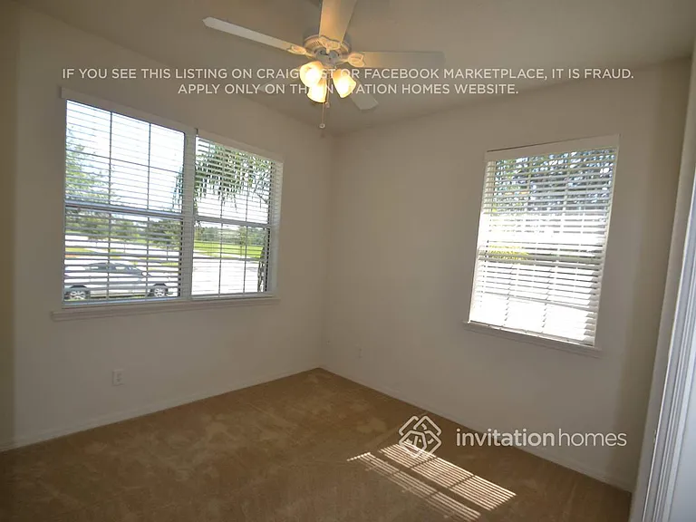 3320 Pino Ave — Photo 9