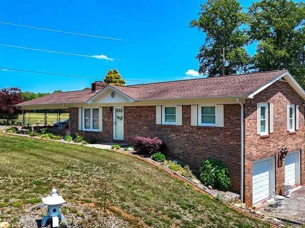 5910 Salem Hwy, Stuart, VA 24171