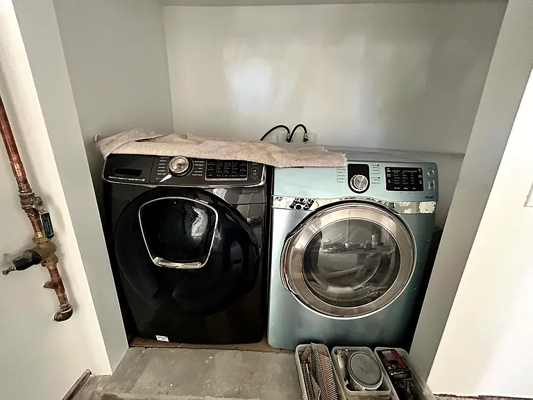 417 Wallace Ave #A — Photo 9
