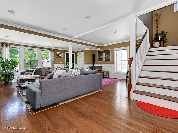 5th image of 5227 W Warwick Ave