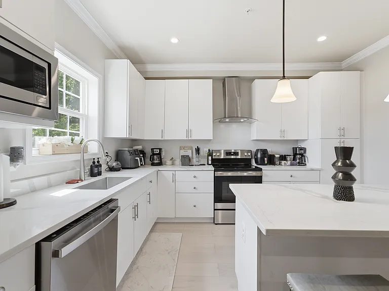 1433 Howard Rd SE — Photo 29