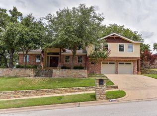 1907 Park Hill Dr, Arlington, TX 76012
