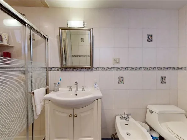 949 72nd Street image 20 of 33