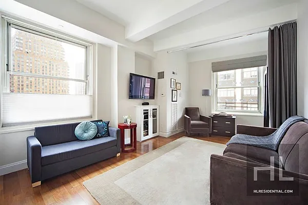 Rented by Highline Residential | media 22