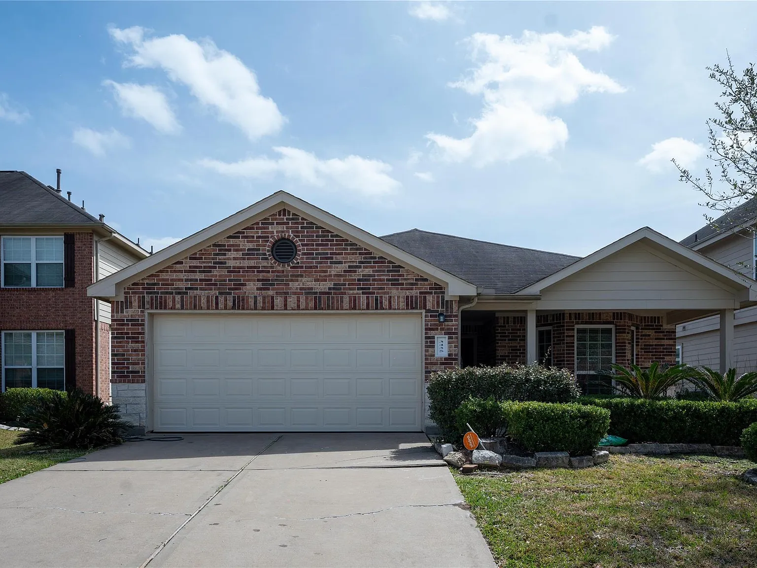 3 bed, 2.0 bath, 1720 sqft, $2,150 — Photo 1