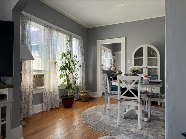 (undisclosed Address), Syracuse, NY 13208