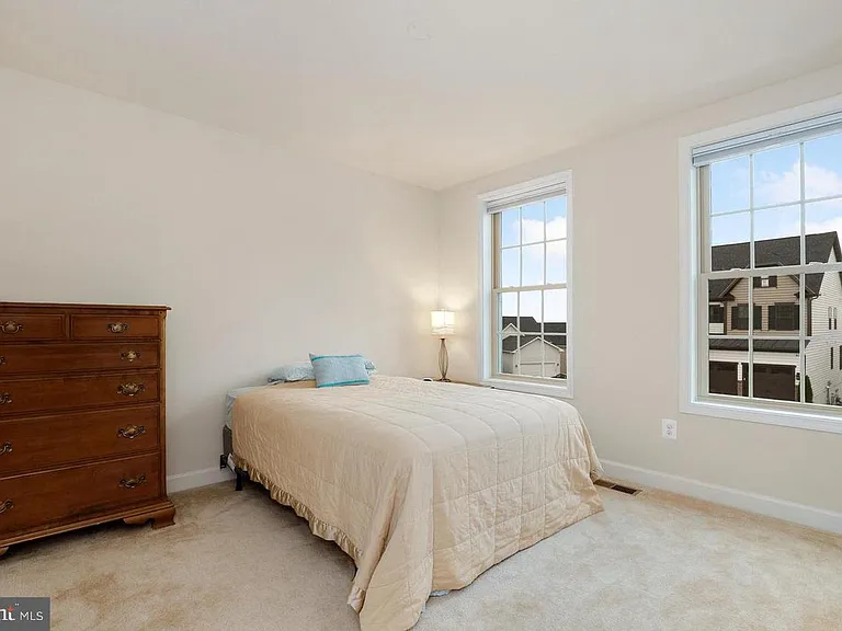 13905 Bufflehead St — Photo 17