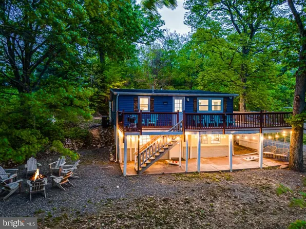 218 N View Dr, Stanley, VA 22851