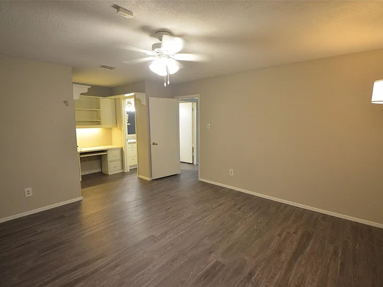 5307 Sweetwind Ln — Photo 7