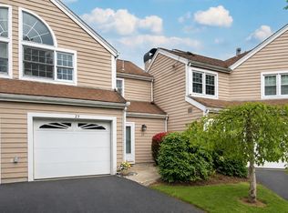 Swan Pond, Walpole, MA 02081