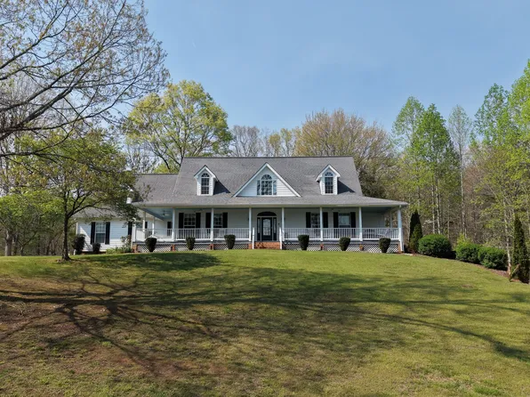 552 Dalrymple Cir, Ellijay, GA 30540