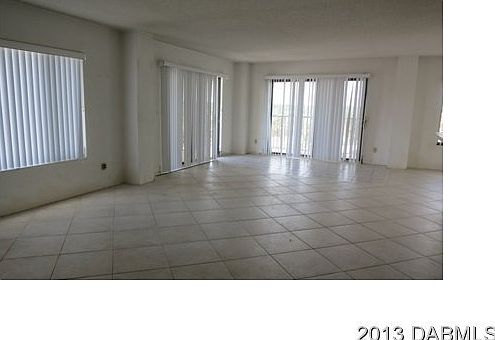 3rd image of 3600 S Oceanshore Blvd #322