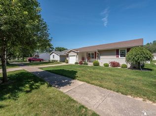 345 Crampton Dr, Monroe, MI 48162