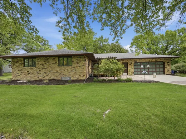 3514 Riverview Cir S, Moorhead, MN 56560