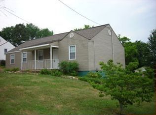 821 Algonquin Dr, Morristown, TN 37813