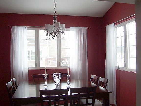 Dining Room overlooks lake