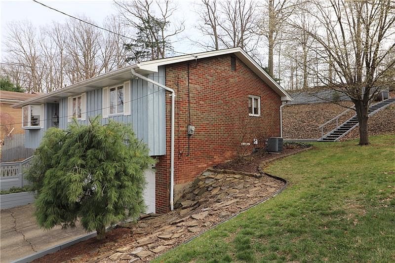 229 Columbia Dr, Aliquippa, PA 15001 Zillow