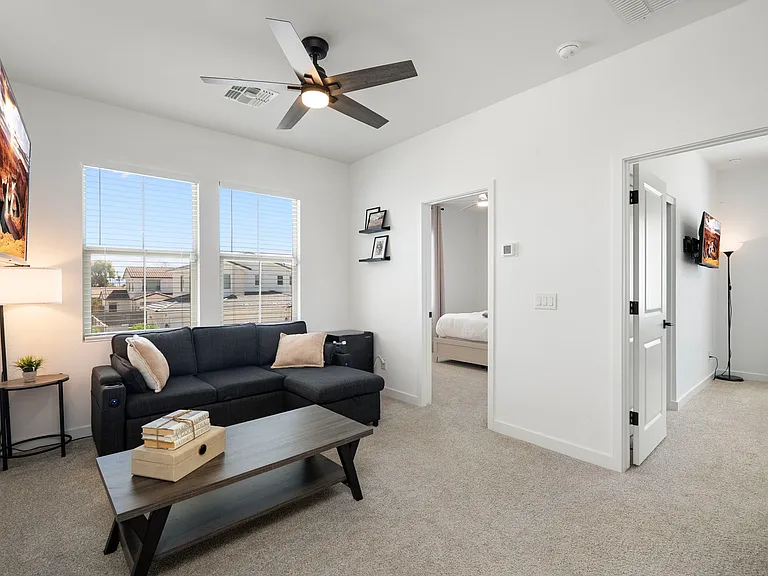 5002 W Cheryl Dr — Photo 17