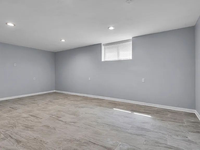 937 W North Ave #C — Photo 10