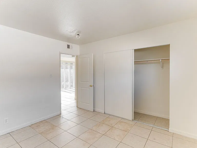 3370 Athens St #4 — Photo 9