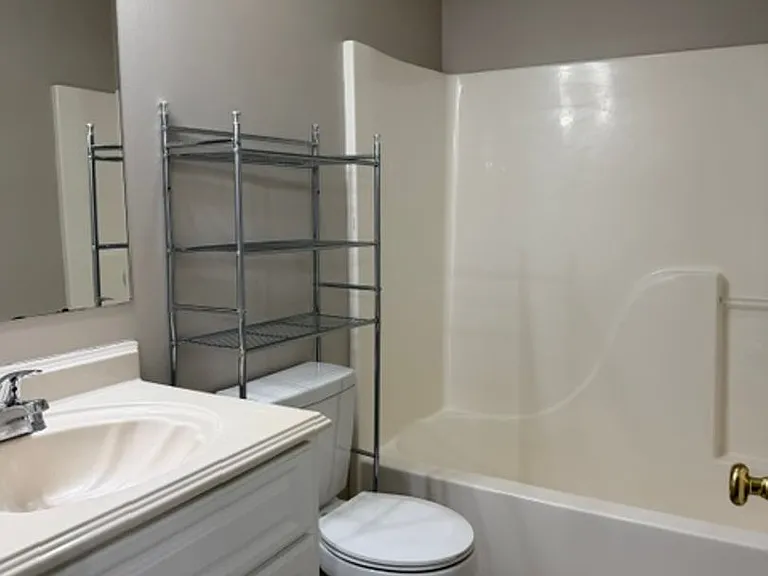 175 E Grande Ave #8 — Photo 17