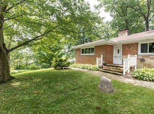 1733 Elm Dr, Kent, OH 44240