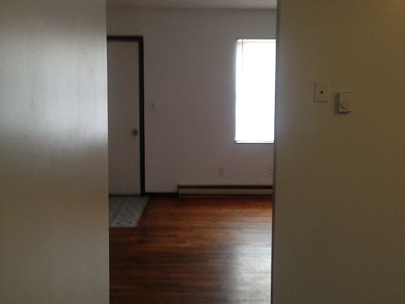 2nd image of 224 North St