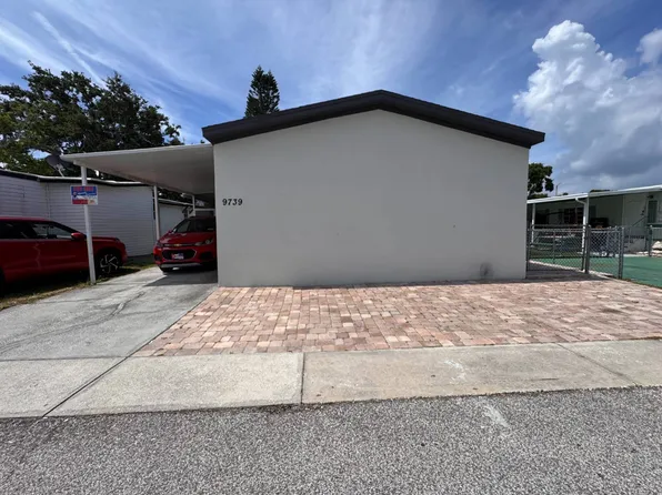 9739 Elm Way, Tampa, FL 33635