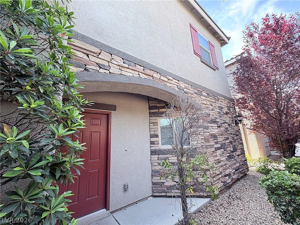 Building Photo - 9560 Greensburg Ave #0