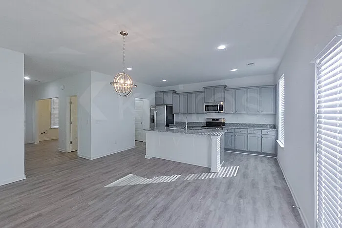 141 English Oak Ln — Photo 5