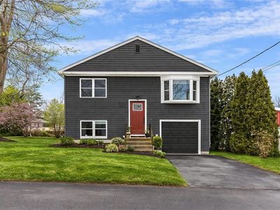 102 Easton Ave, Portsmouth, RI, 02871