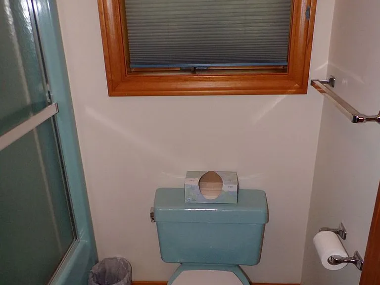 4015 Holiday North Ct — Photo 14