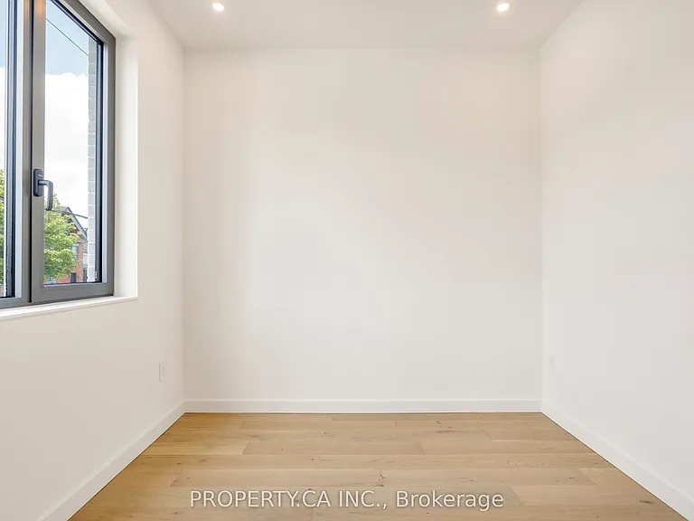 301 Keele St #1 — Photo 23