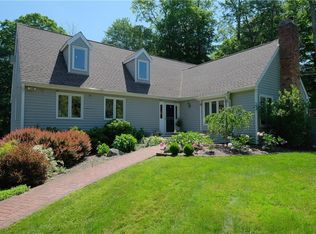 27 Pinesbridge Rd, Yorktown Heights, NY 10598