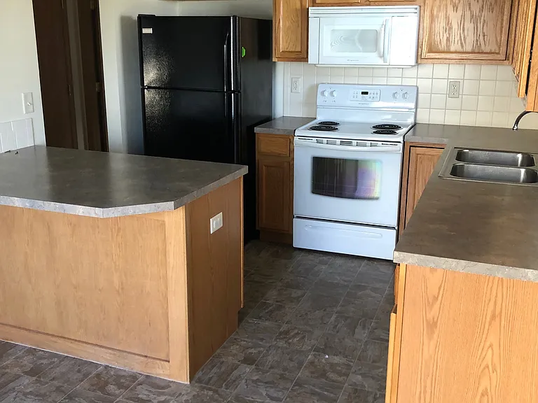 6716 W Shade Ct — Photo 2