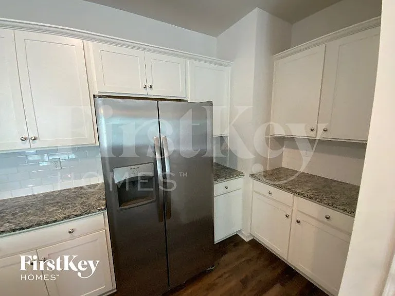 10755 Rivergate Dr NW — Photo 5