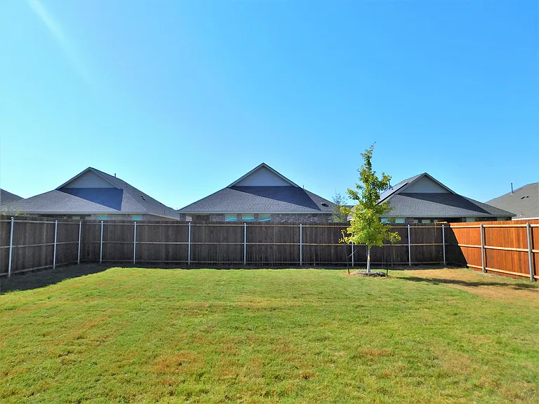 1624 Da Vinci Dr — Photo 25