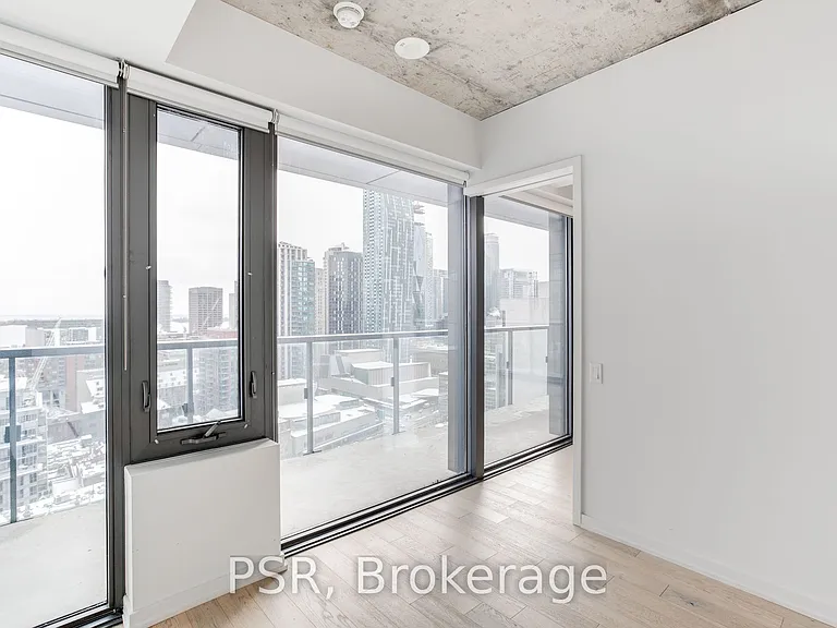 60 Colborne St #1906 — Photo 6