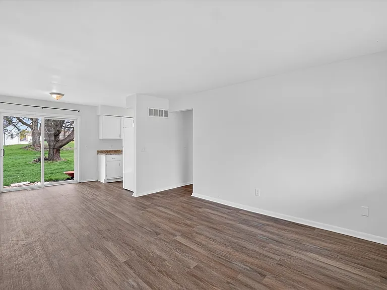 3502 Ridgecliffe Dr #2 — Photo 8