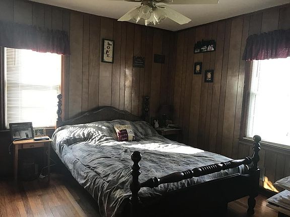 2nd image of 54 Highland Way Ln