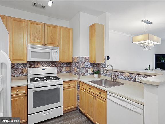 5th image of 9480 Virginia Center Blvd Unit 107