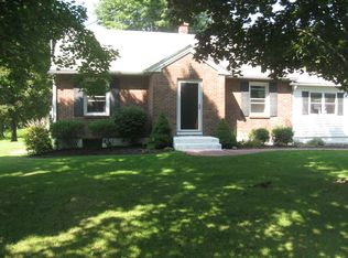 1039 Winne Rd, Niskayuna, NY 12309
