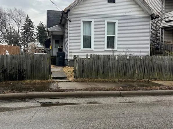 1036 Sherman St, Toledo, OH 43608